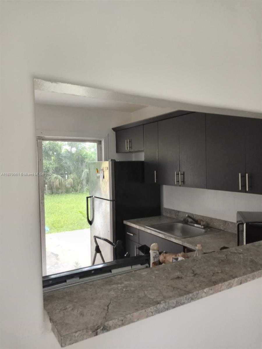 Small Image of 6871 SOUTH WEST 18TH CT, North Lauderdale Number 5