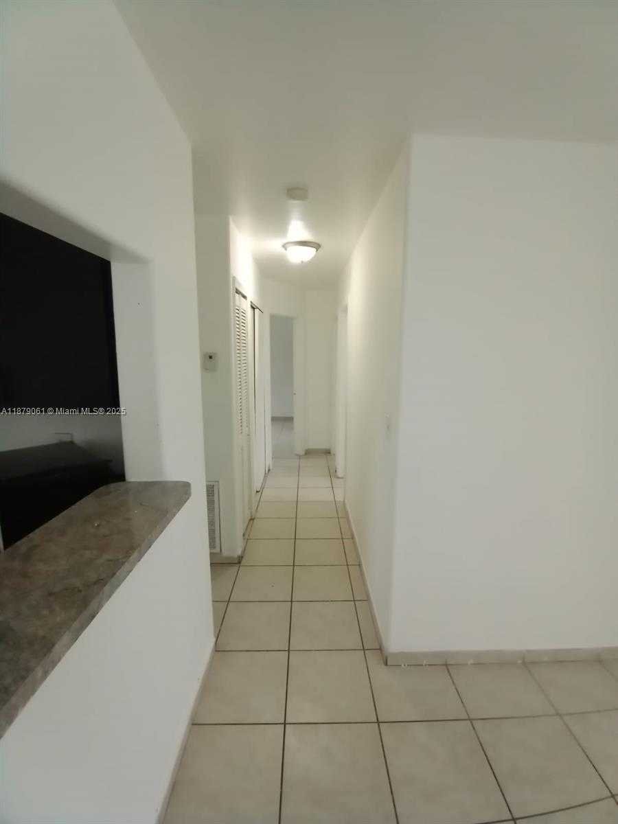 Small Image of 6871 SOUTH WEST 18TH CT, North Lauderdale Number 9