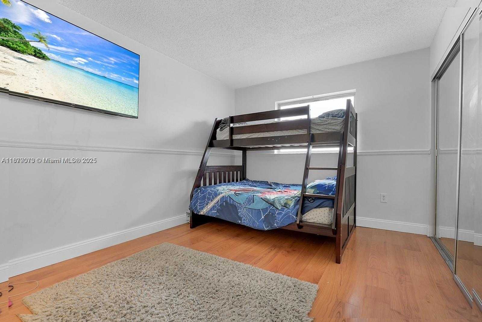 Small Image of 1555 WEST 44TH PL #322, Hialeah Number 11