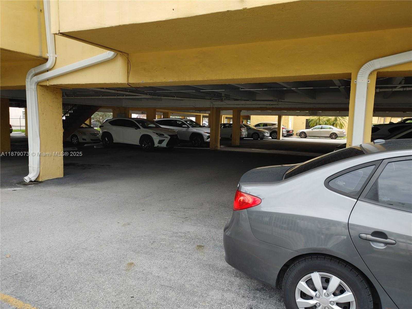 Small Image of 1555 WEST 44TH PL #322, Hialeah Number 16