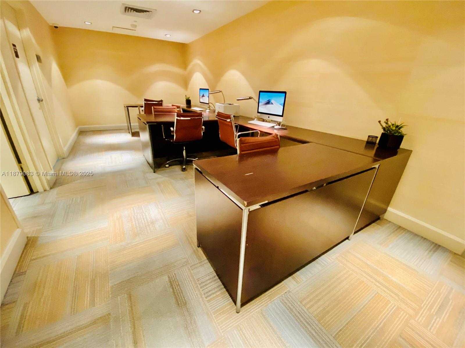 Small Image of 950 BRICKELL BAY DR #3902, Miami Number 33