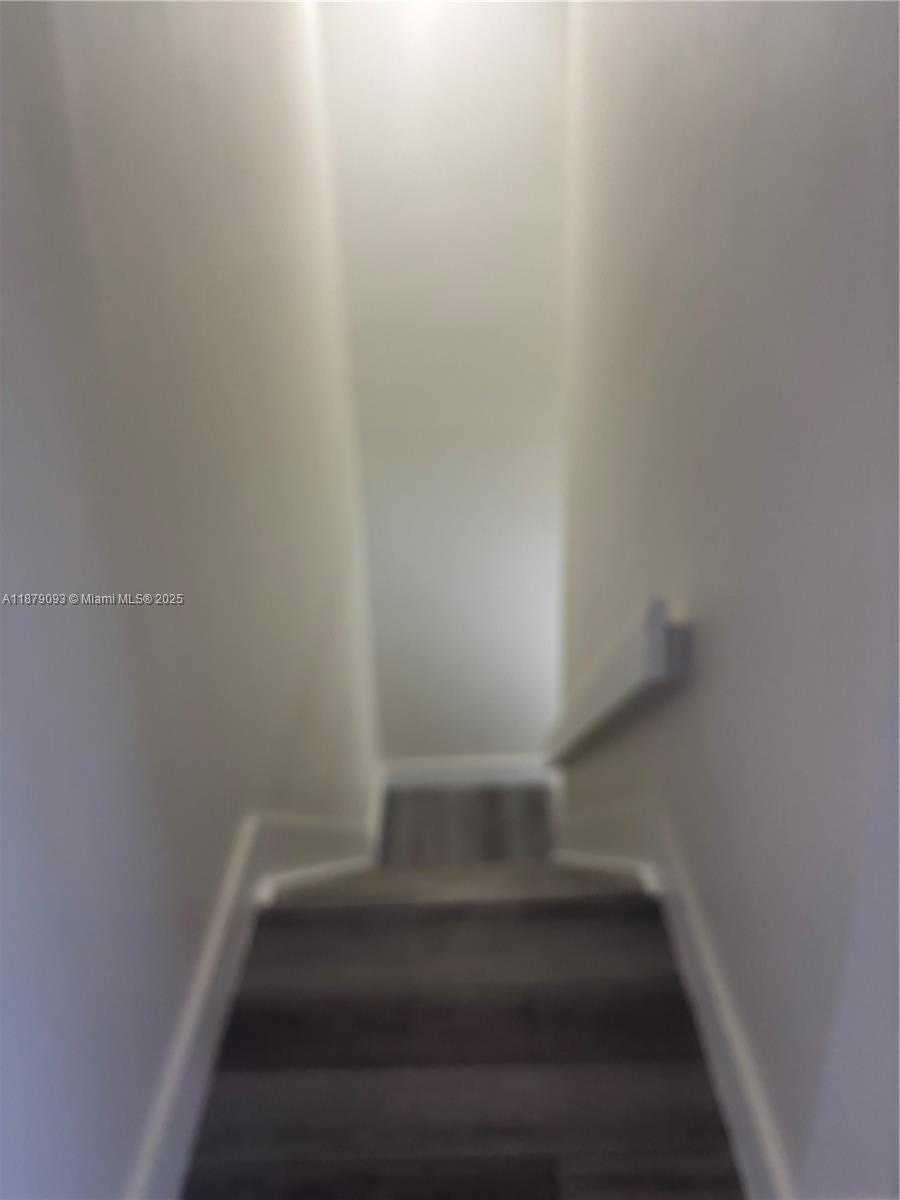 Small Image of 9435 SOUTH WEST 144TH CT, Miami Number 12