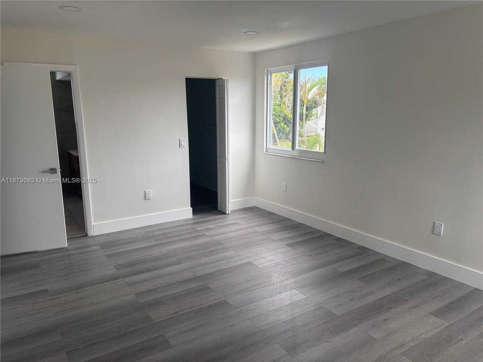 Small Image of 9435 SOUTH WEST 144TH CT, Miami Number 23
