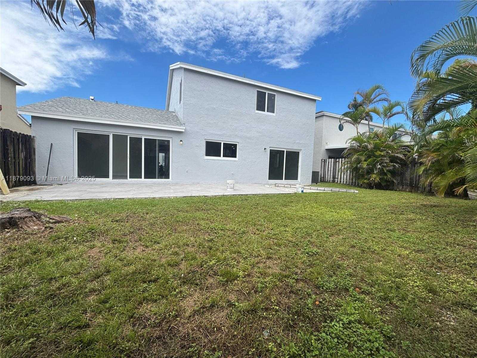 Small Image of 9435 SOUTH WEST 144TH CT, Miami Number 27