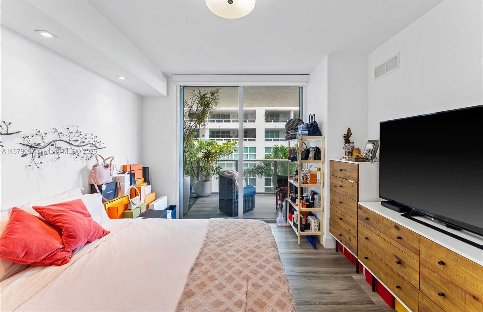 Small Image of 488 NORTH EAST 18TH ST #411, Miami Number 20