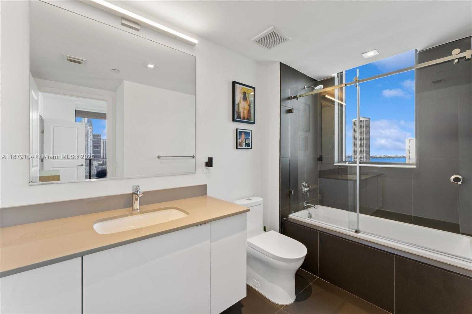 Small Image of 1600 NORTH EAST 1ST AVE #2306, Miami Number 17