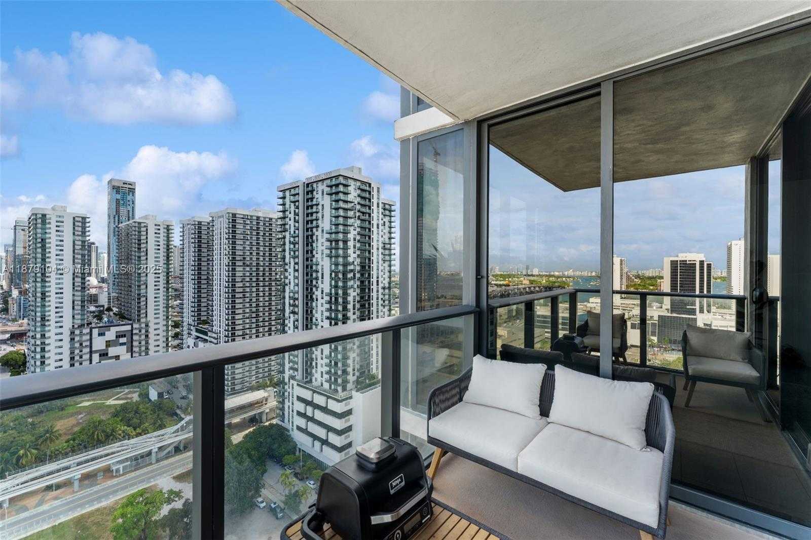 Small Image of 1600 NORTH EAST 1ST AVE #2306, Miami Number 9