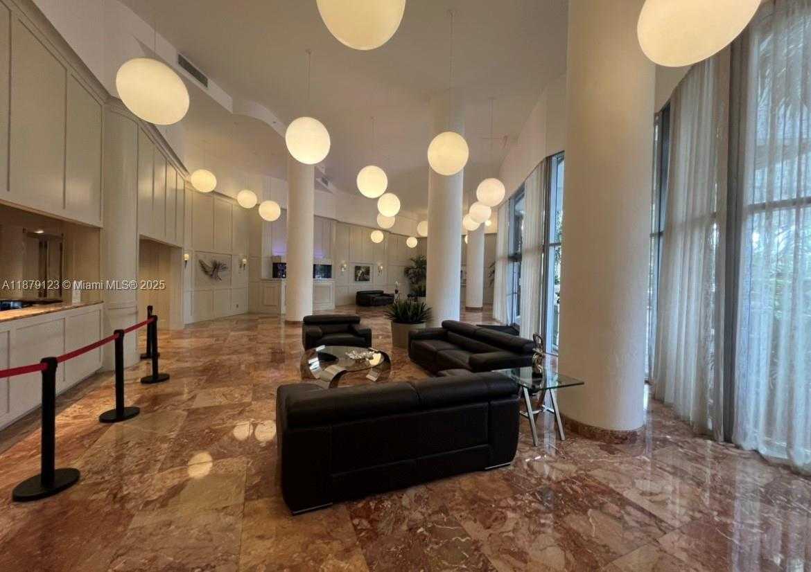 Small Image of 3600 MYSTIC POINTE DR #604, Aventura Number 22