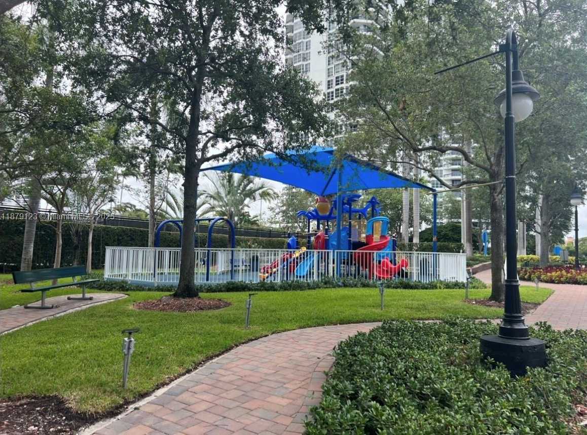 Small Image of 3600 MYSTIC POINTE DR #604, Aventura Number 24