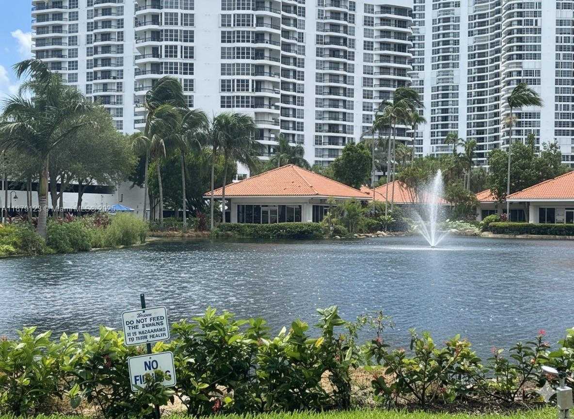 Small Image of 3600 MYSTIC POINTE DR #604, Aventura Number 29