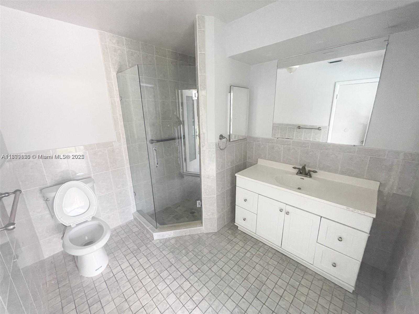 Small Image of 8785 SOUTH WEST 176TH TER, Palmetto Bay Number 23