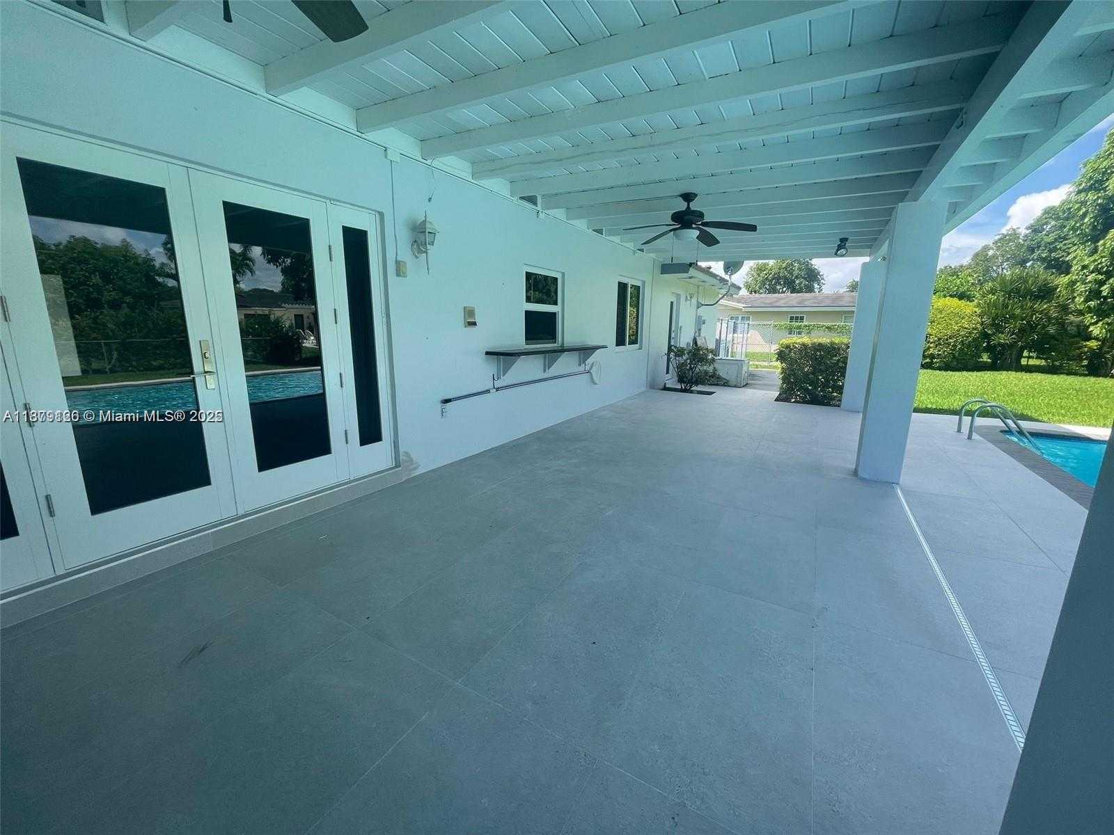 Small Image of 8785 SOUTH WEST 176TH TER, Palmetto Bay Number 25