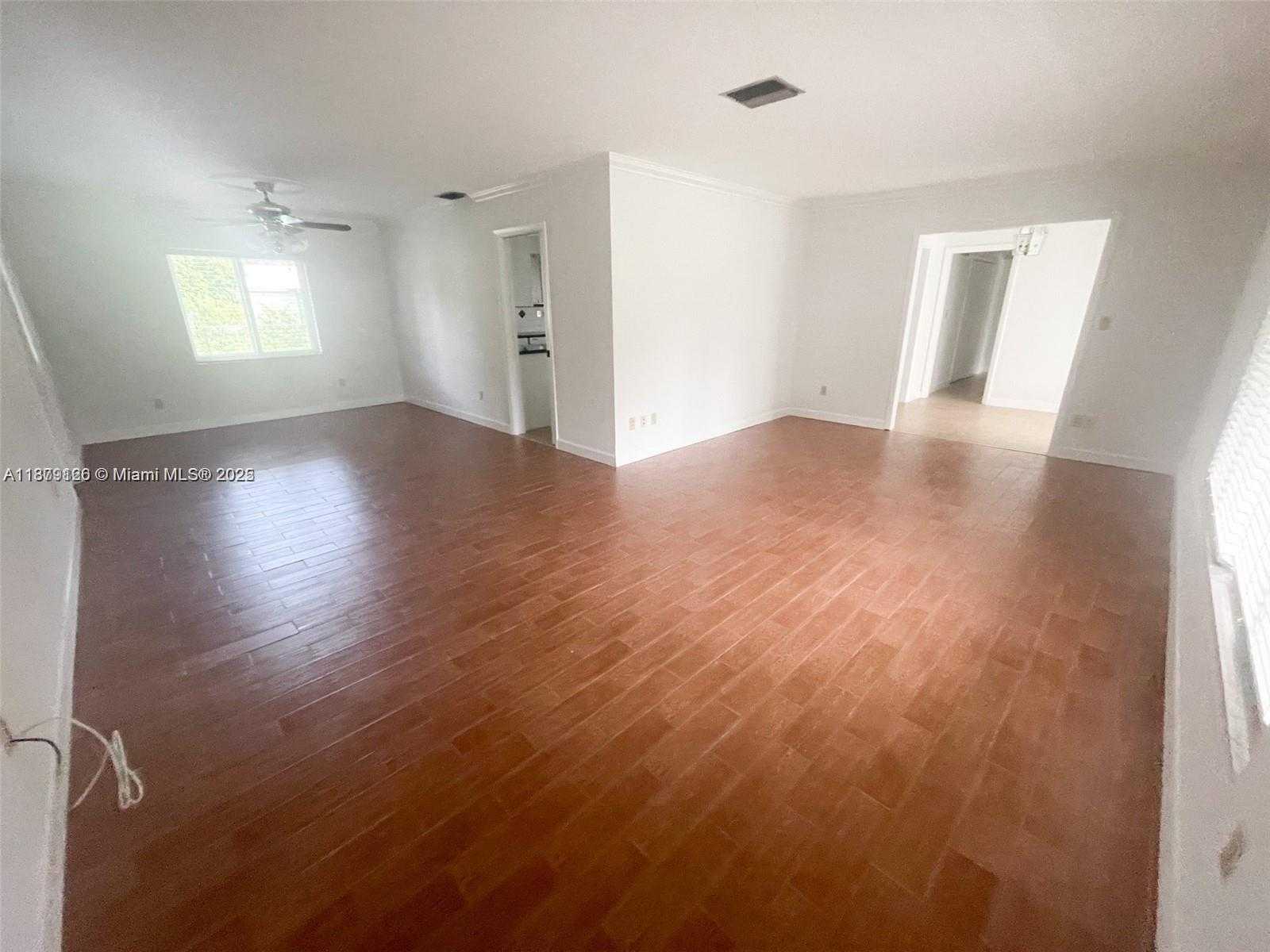 Small Image of 8785 SOUTH WEST 176TH TER, Palmetto Bay Number 5