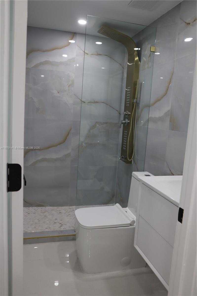 Small Image of 1212 NORTH 22ND AVE #2, Hollywood Number 11