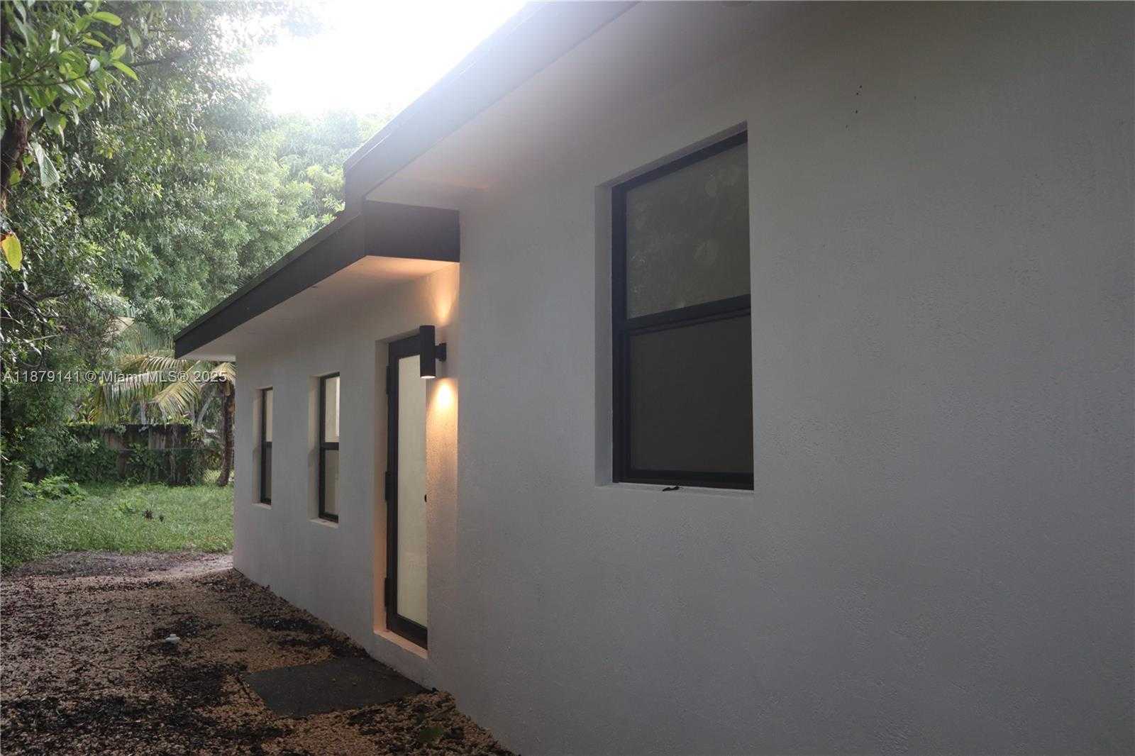 Small Image of 1212 NORTH 22ND AVE #2, Hollywood Number 6