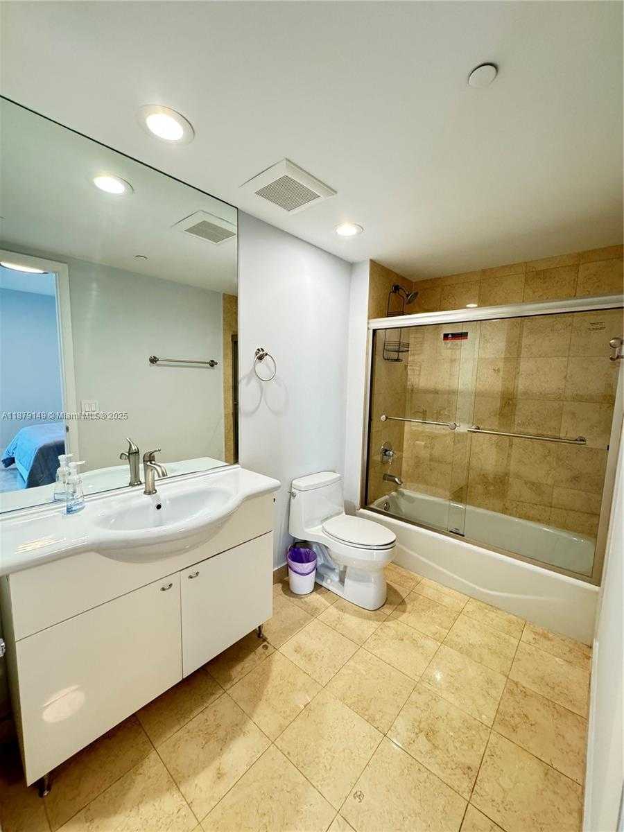 Small Image of 1800 SOUTH OCEAN DR #701, Hallandale Beach Number 14
