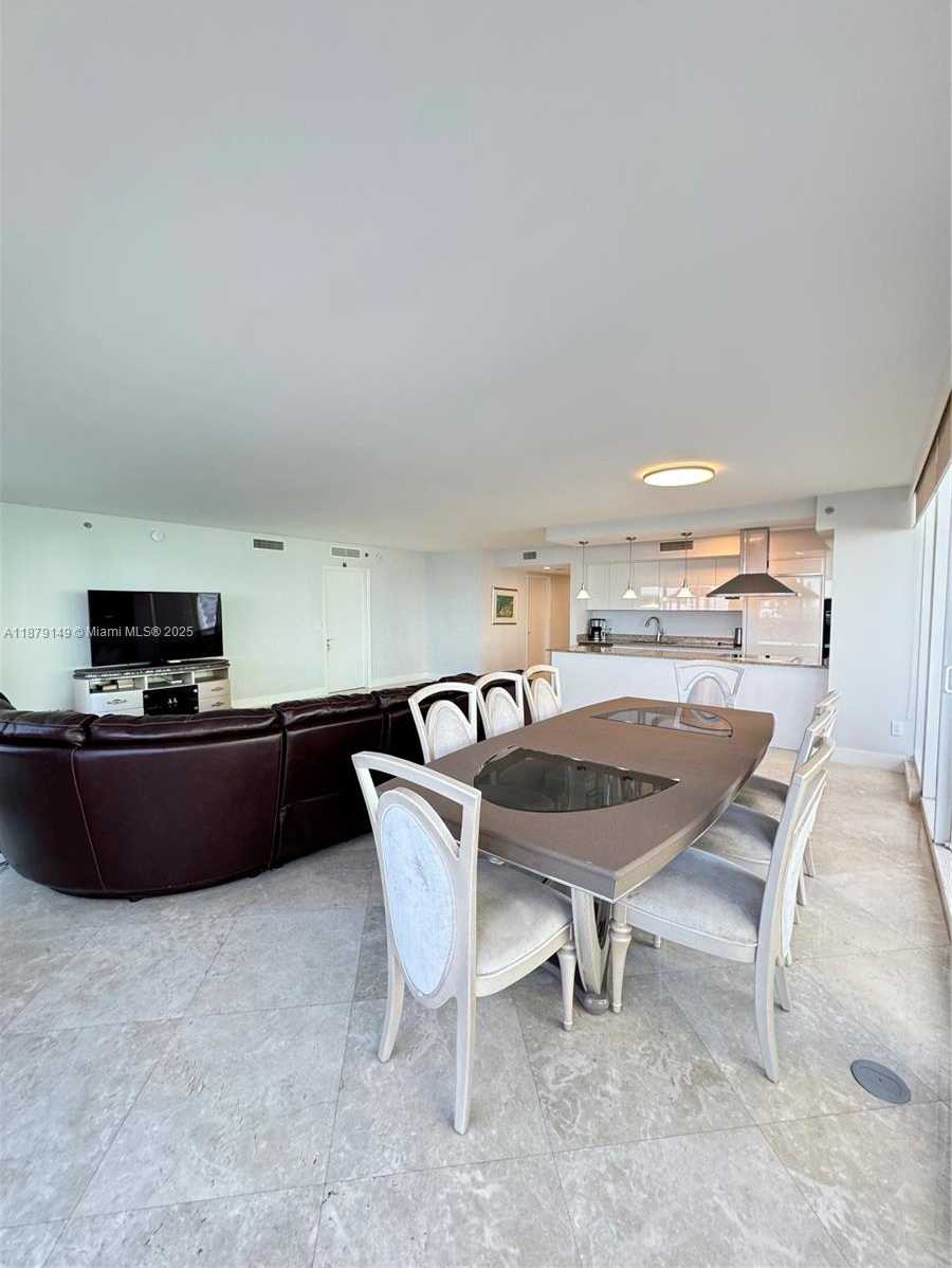 Small Image of 1800 SOUTH OCEAN DR #701, Hallandale Beach Number 7