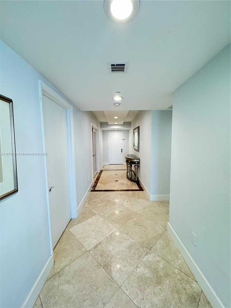 Small Image of 1800 SOUTH OCEAN DR #701, Hallandale Beach Number 8