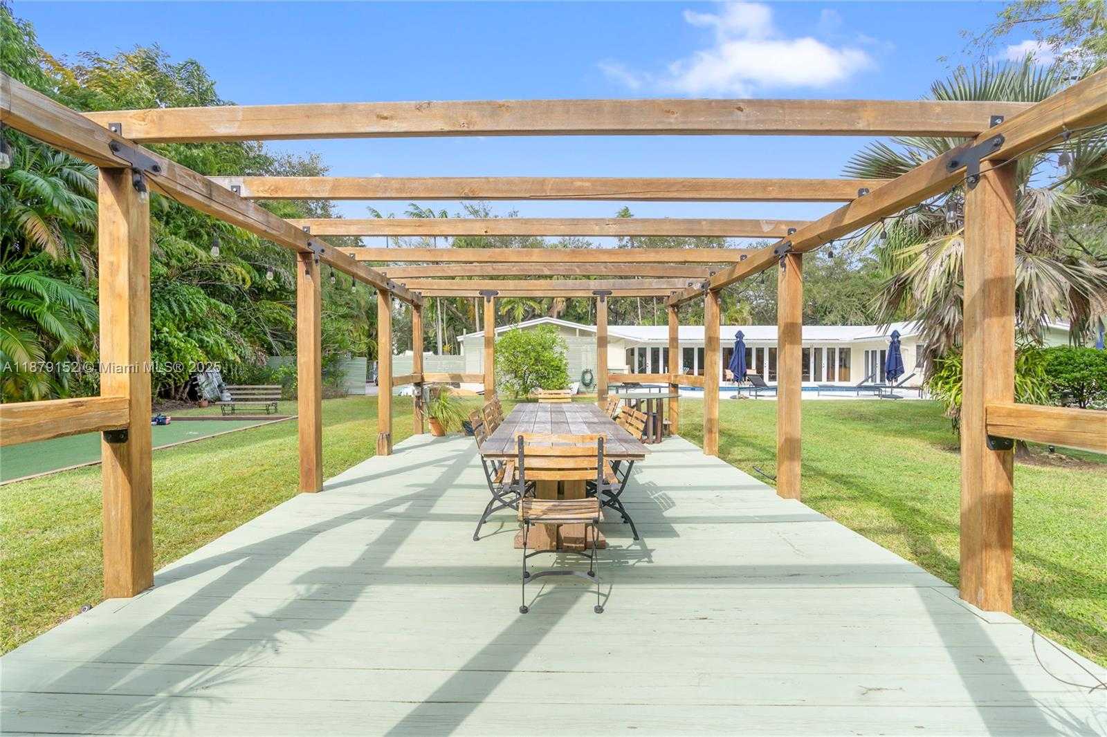 Small Image of 6630 SOUTH WEST 102ND ST, Pinecrest Number 11