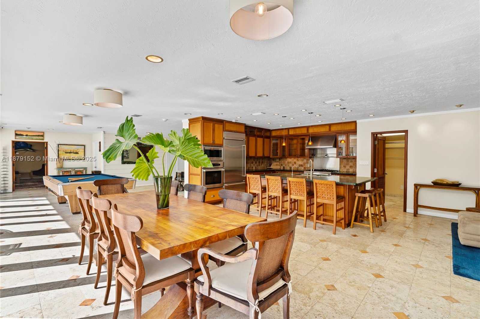 Small Image of 6630 SOUTH WEST 102ND ST, Pinecrest Number 25