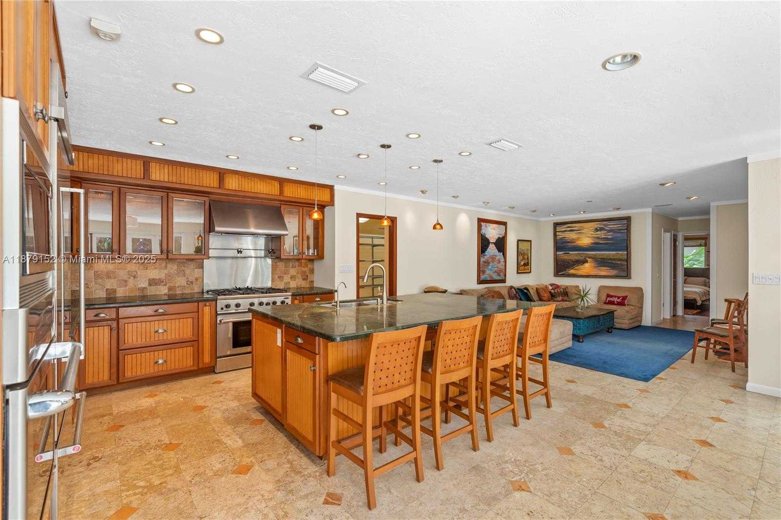 Small Image of 6630 SOUTH WEST 102ND ST, Pinecrest Number 26