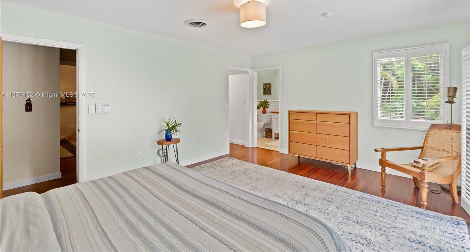 Small Image of 6630 SOUTH WEST 102ND ST, Pinecrest Number 37