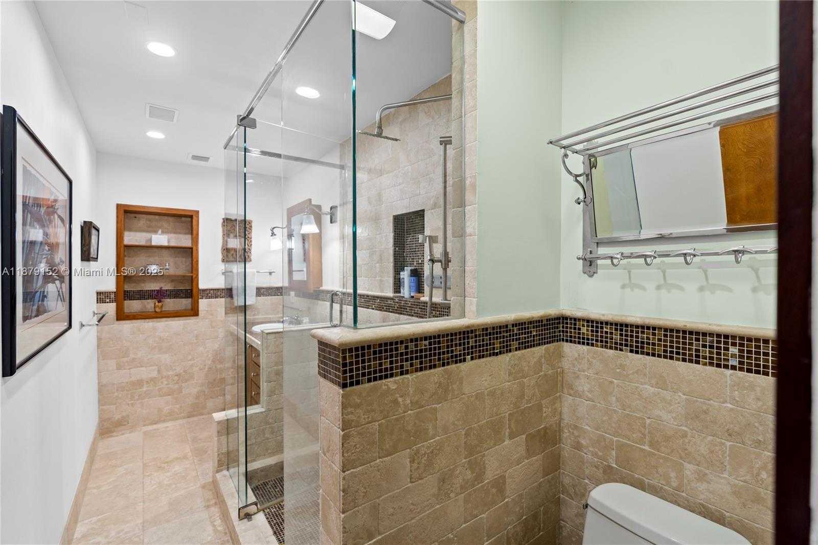 Small Image of 6630 SOUTH WEST 102ND ST, Pinecrest Number 42