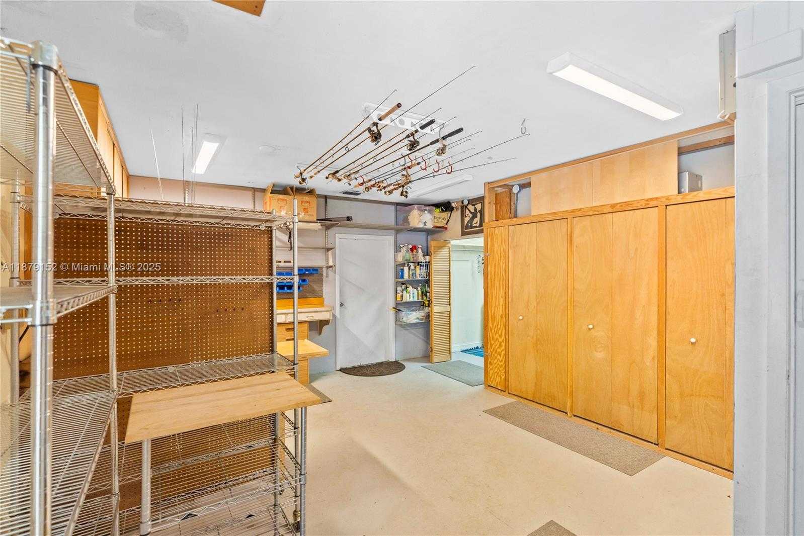 Small Image of 6630 SOUTH WEST 102ND ST, Pinecrest Number 59