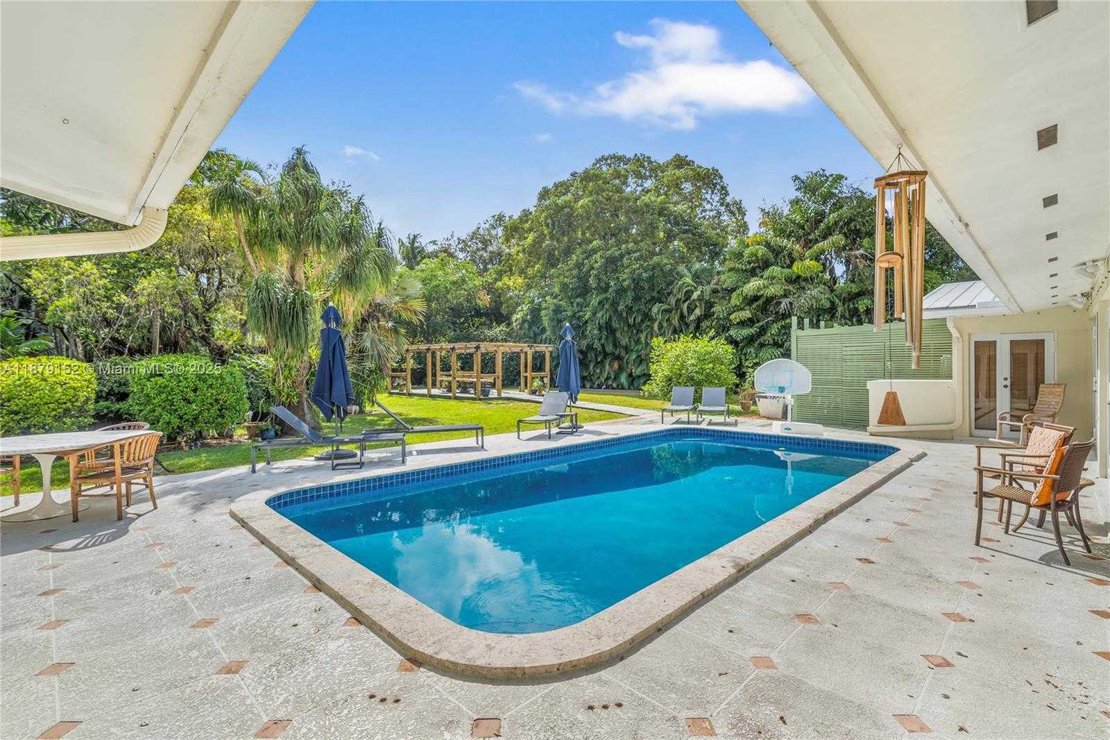 Small Image of 6630 SOUTH WEST 102ND ST, Pinecrest Number 6