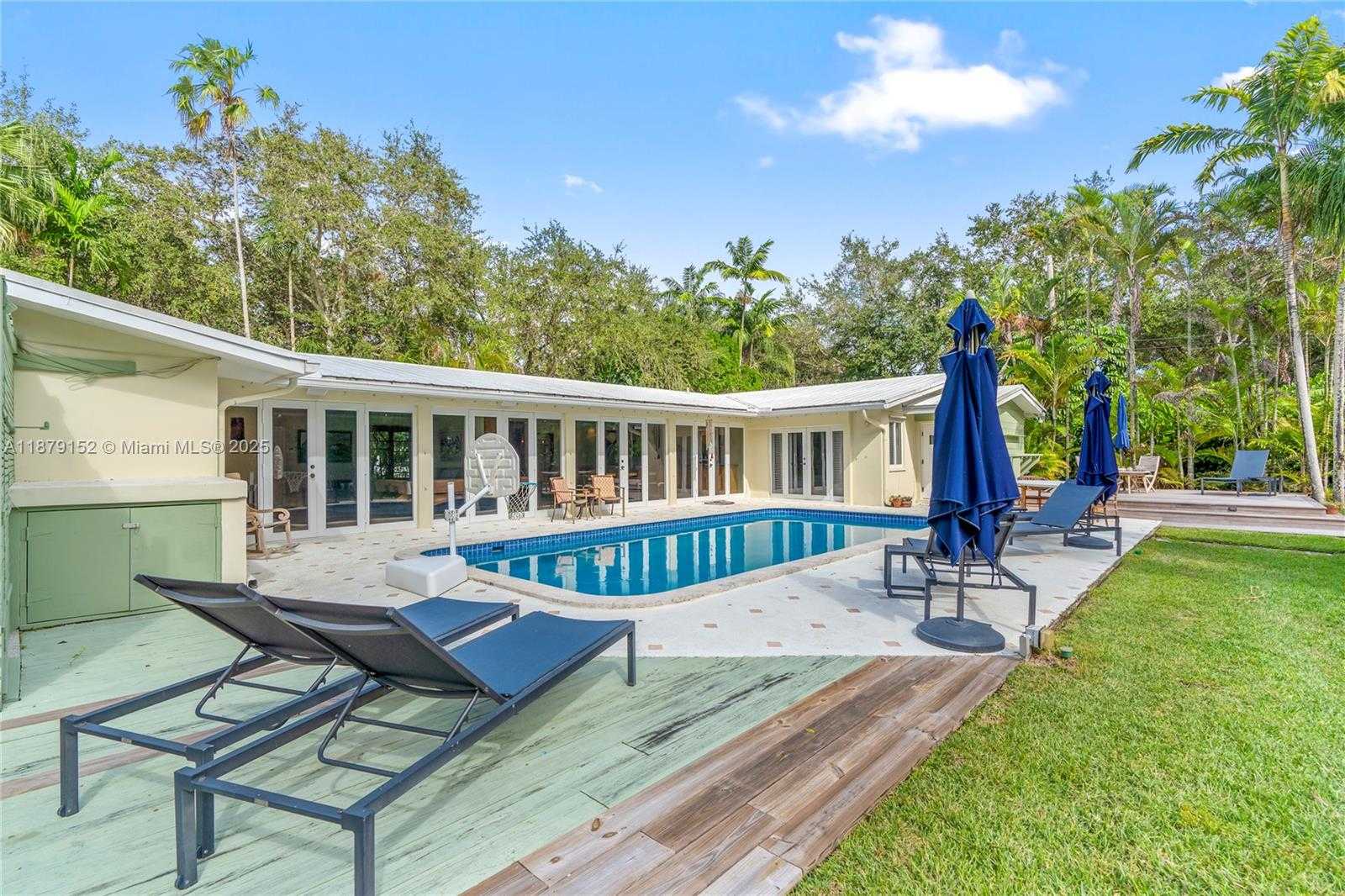 Small Image of 6630 SOUTH WEST 102ND ST, Pinecrest Number 8