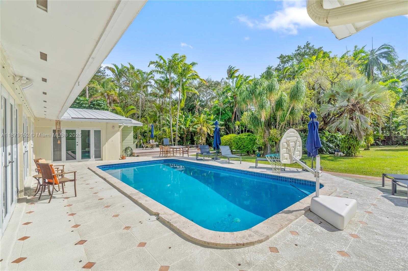 Small Image of 6630 SOUTH WEST 102ND ST, Pinecrest Number 9