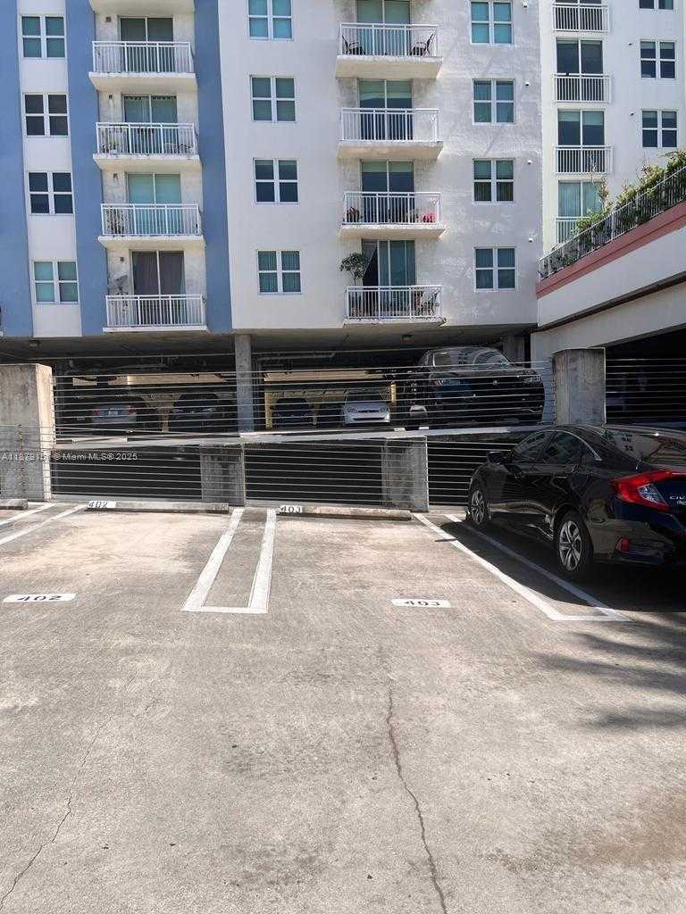 Small Image of 3000 CORAL WAY #1605, Miami Number 22