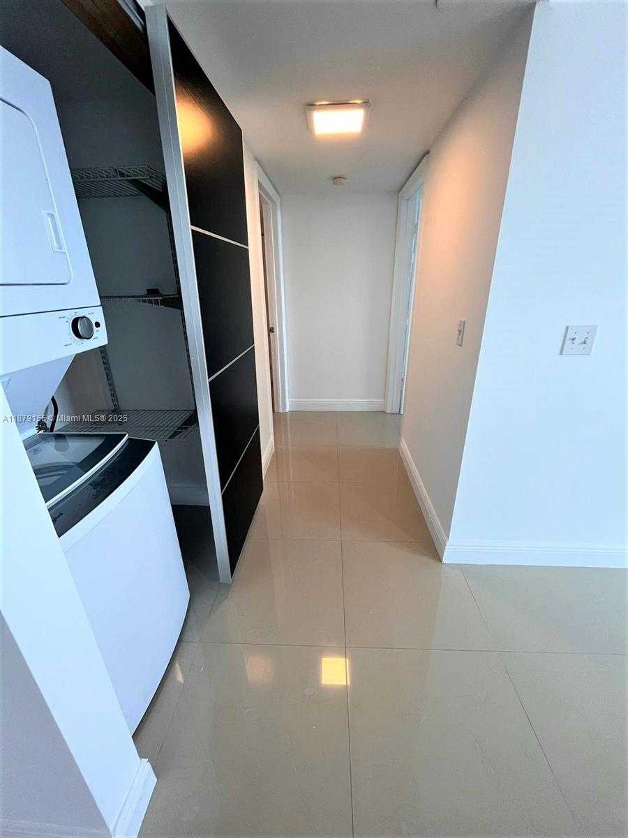 Small Image of 3000 CORAL WAY #1605, Miami Number 9