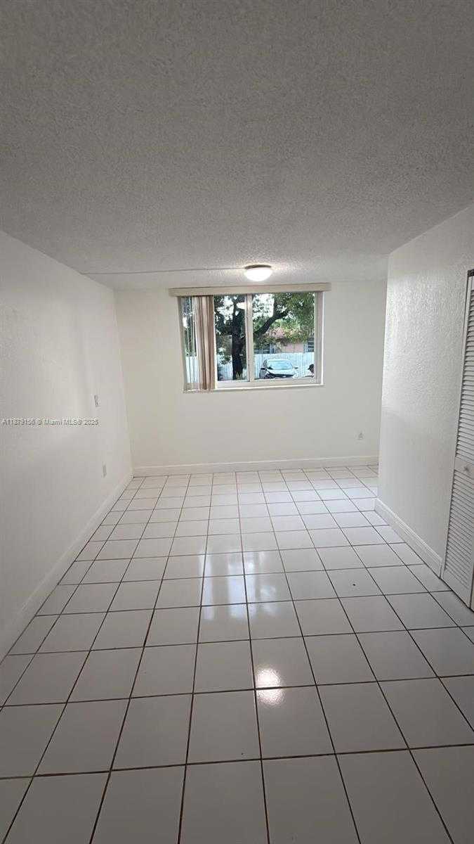Small Image of 1251 NORTH EAST 108TH ST #110, Miami Number 5