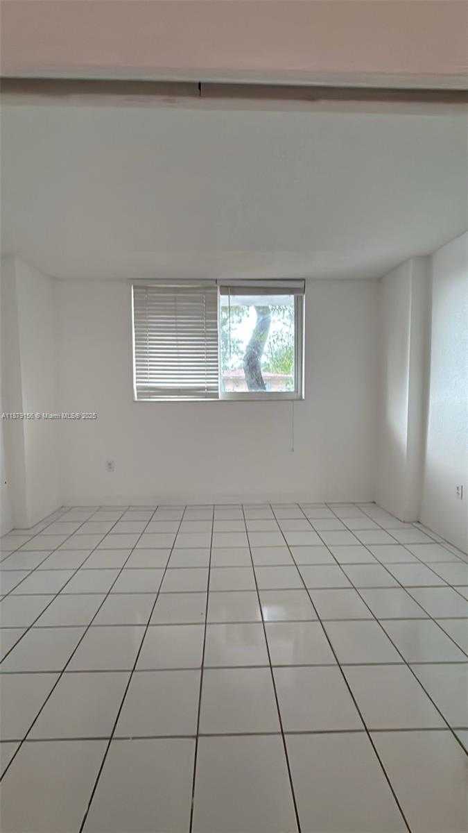 Small Image of 1251 NORTH EAST 108TH ST #110, Miami Number 6