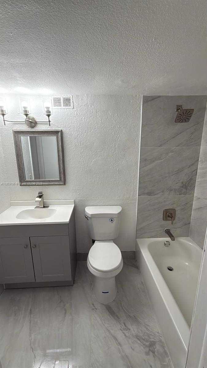 Small Image of 1251 NORTH EAST 108TH ST #110, Miami Number 7