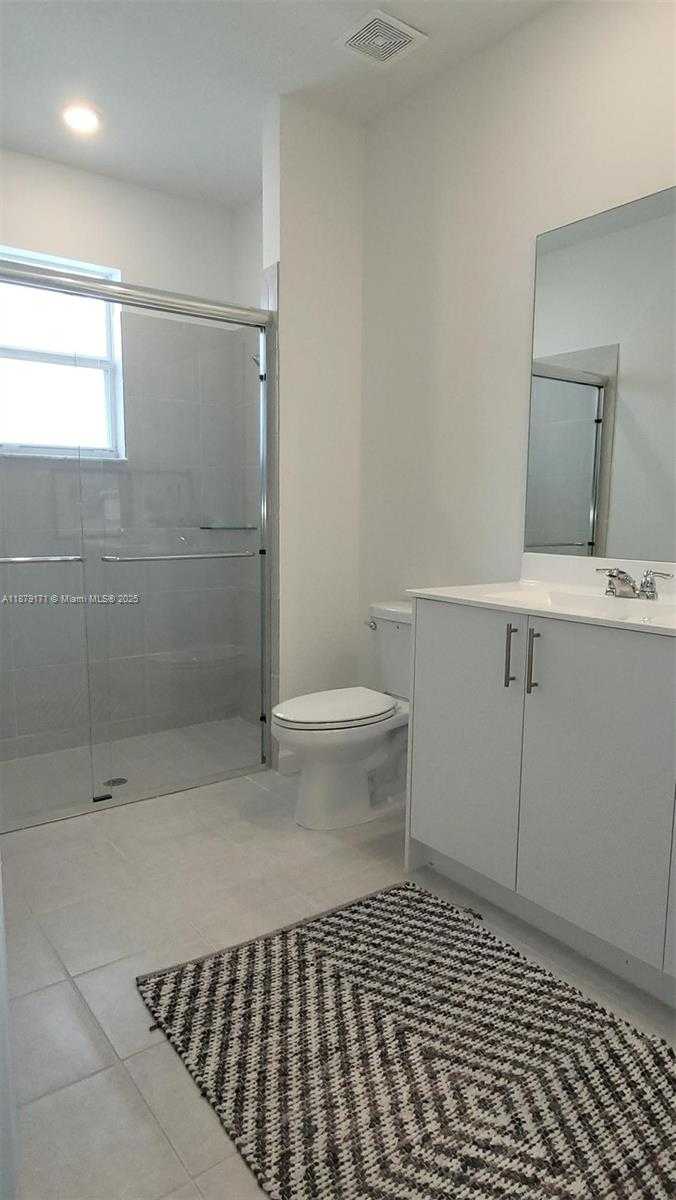 Small Image of 16105 SOUTH WEST 149TH AVE, Miami Number 12
