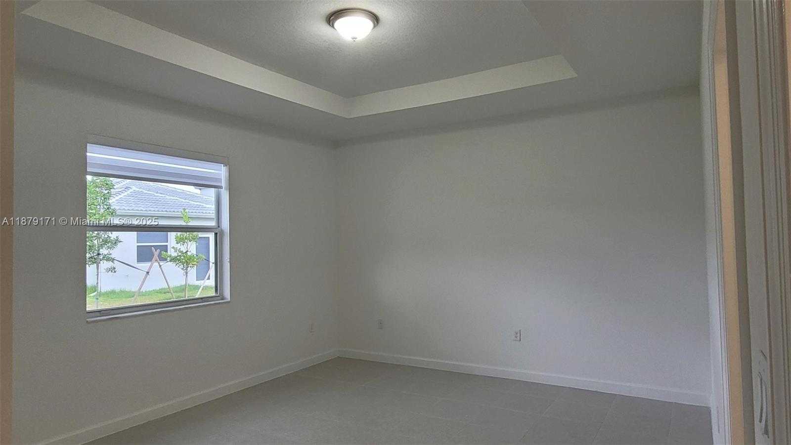 Small Image of 16105 SOUTH WEST 149TH AVE, Miami Number 22