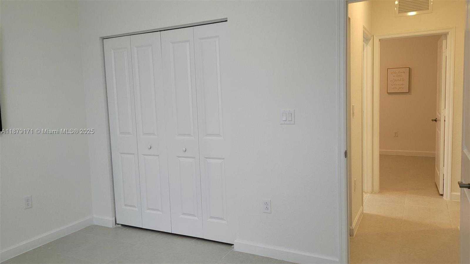Small Image of 16105 SOUTH WEST 149TH AVE, Miami Number 24