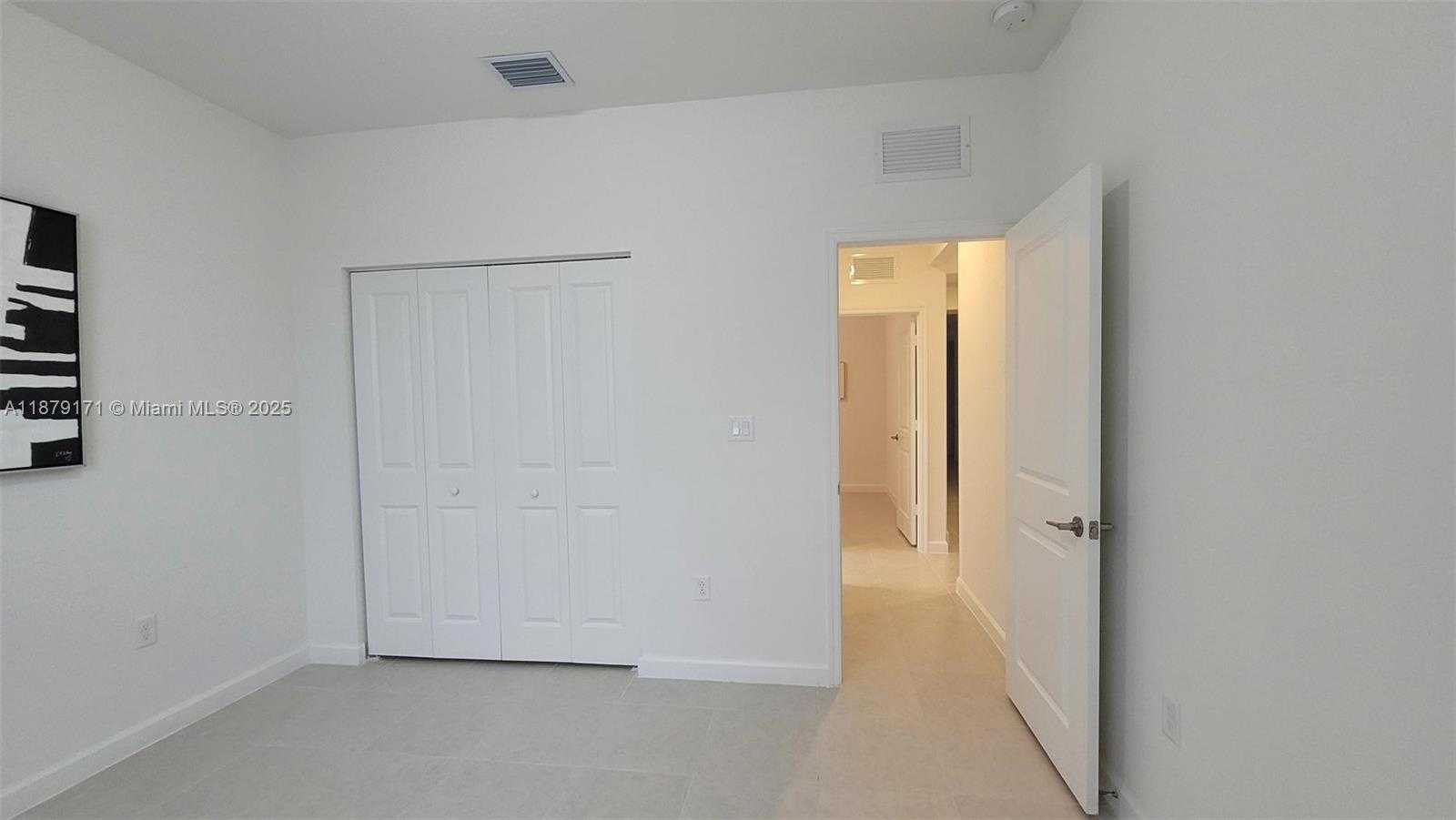 Small Image of 16105 SOUTH WEST 149TH AVE, Miami Number 26