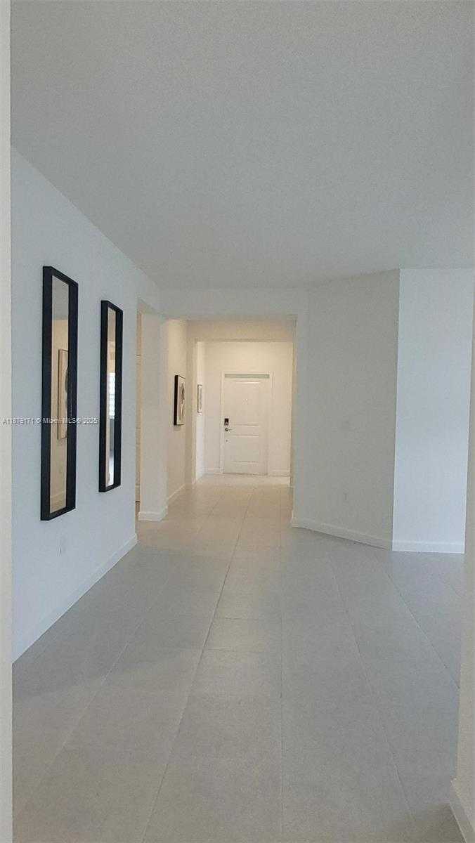 Small Image of 16105 SOUTH WEST 149TH AVE, Miami Number 3