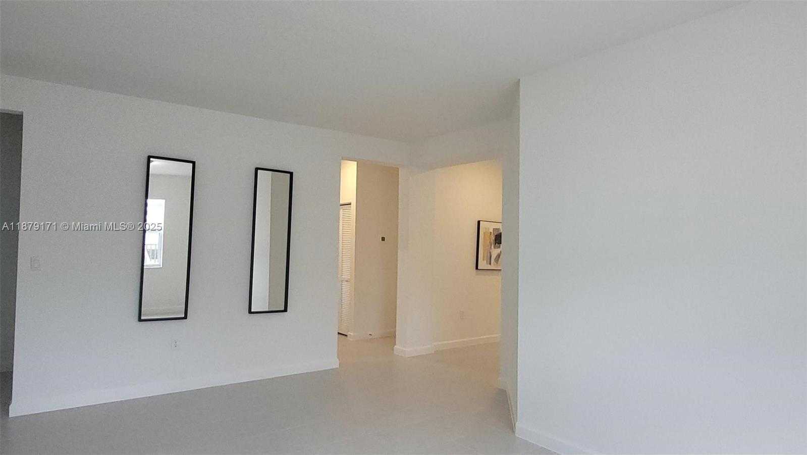 Small Image of 16105 SOUTH WEST 149TH AVE, Miami Number 4