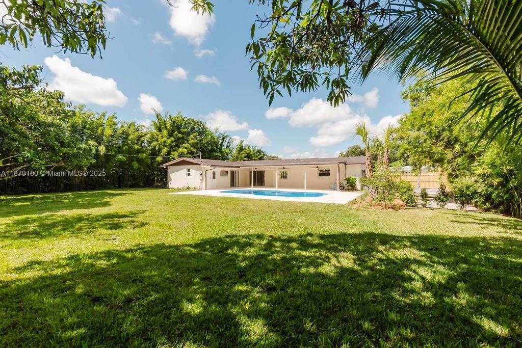 Small Image of 17701 SOUTH WEST 93RD AVE, Palmetto Bay Number 12