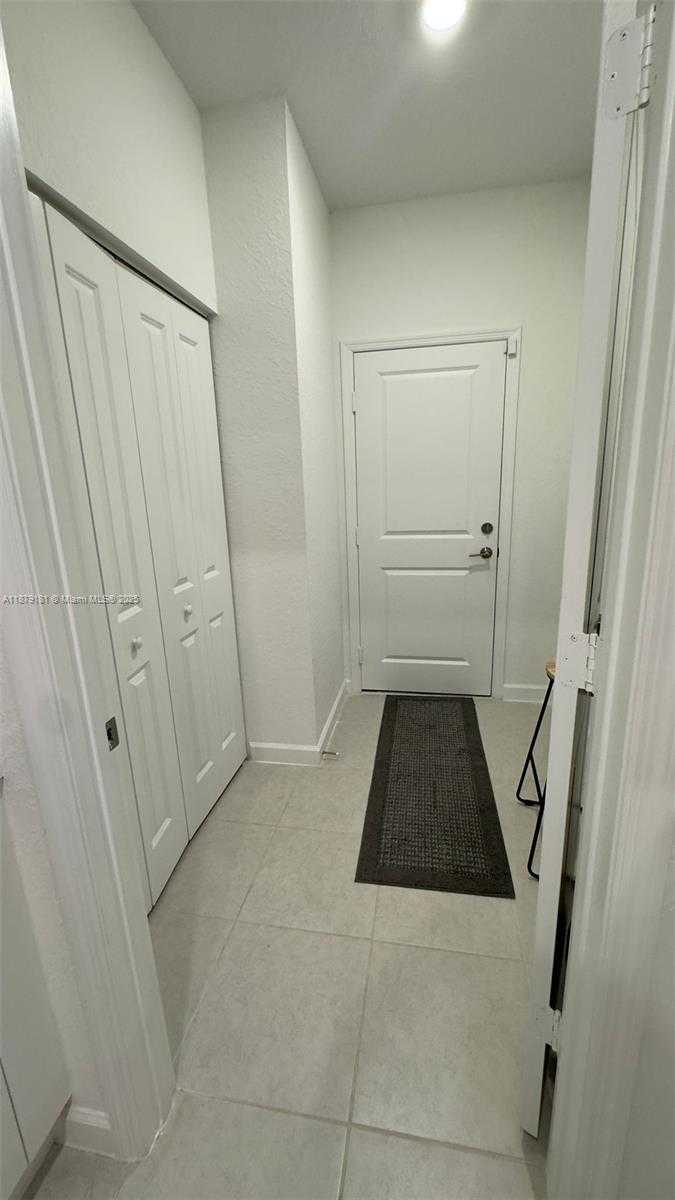 Small Image of 2415 SOUTH EAST 23RD RD, Homestead Number 34
