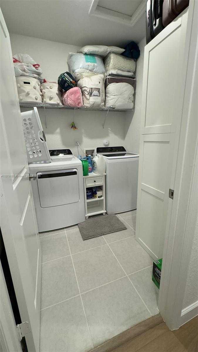 Small Image of 2415 SOUTH EAST 23RD RD, Homestead Number 36