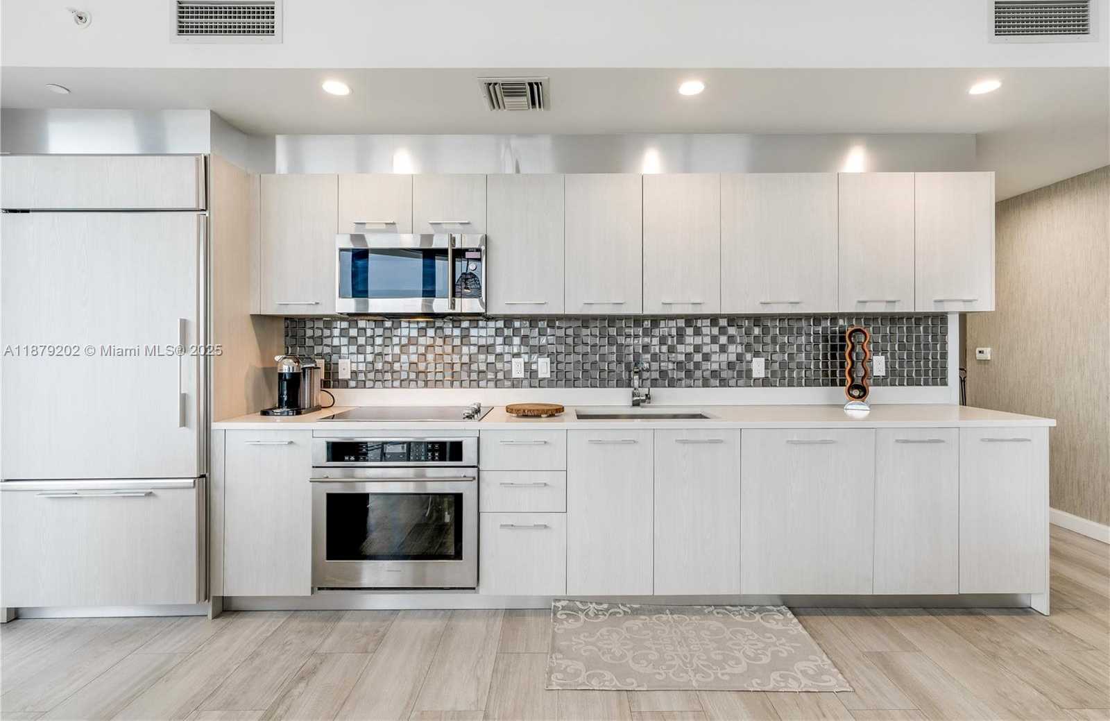 Small Image of 55 SOUTH WEST 9TH ST #4001, Miami Number 7