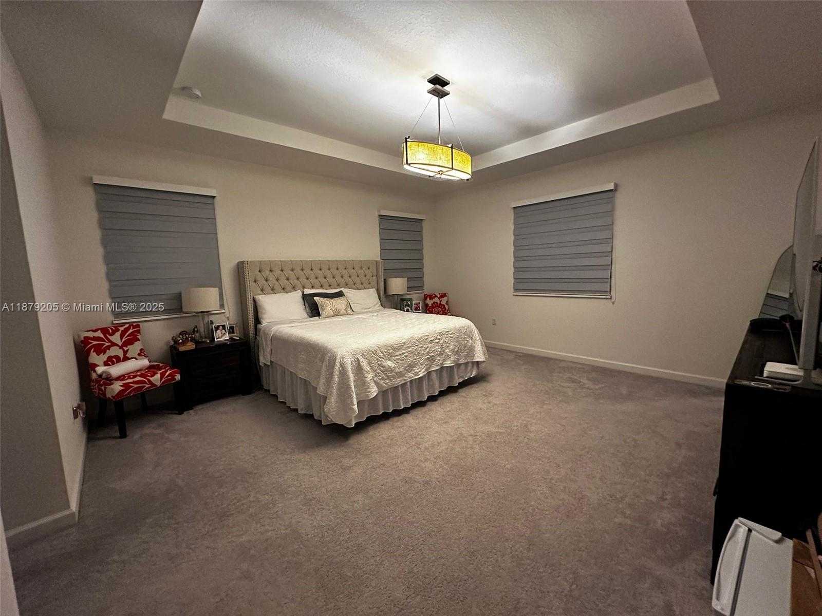 Small Image of 12961 SOUTH WEST 230TH ST, Miami Number 18