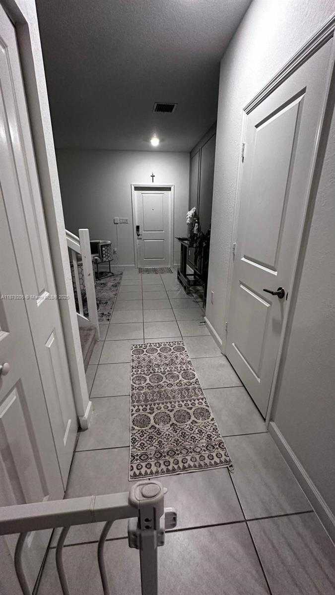 Small Image of 12961 SOUTH WEST 230TH ST, Miami Number 36
