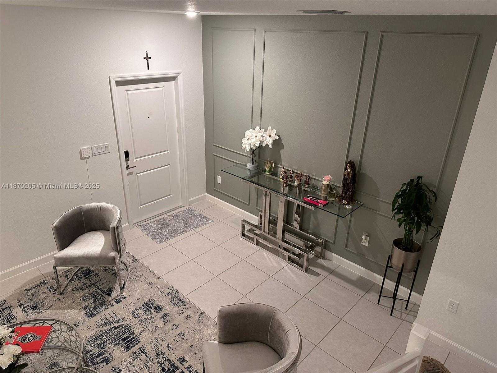 Small Image of 12961 SOUTH WEST 230TH ST, Miami Number 5