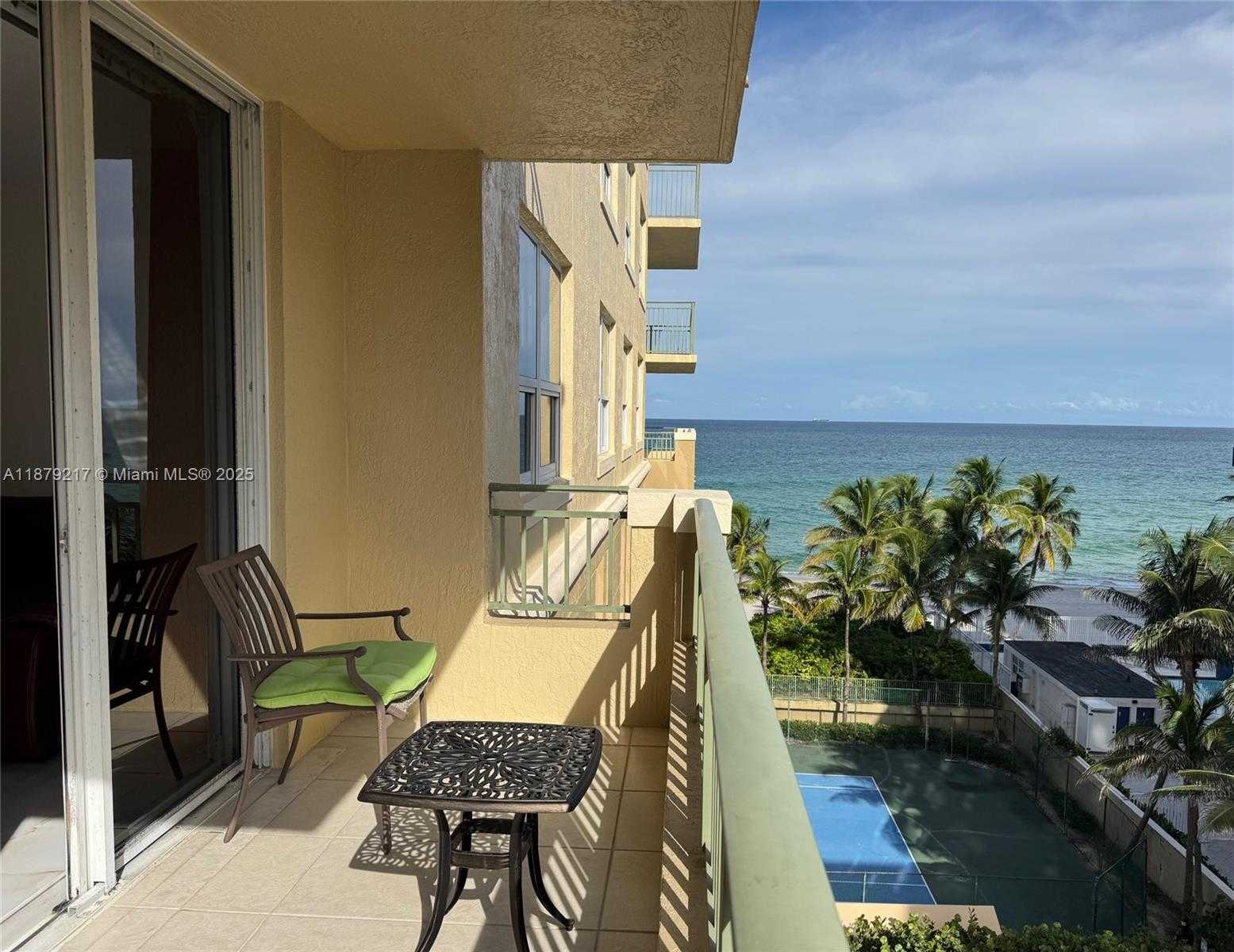 Small Image of 2080 SOUTH OCEAN DR #509, Hallandale Beach Number 2
